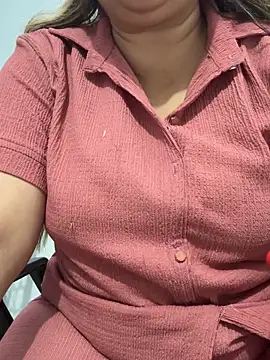 Preet Kaur 69 online show from April 2026 07:04:02 PM