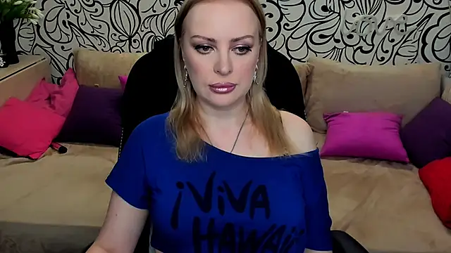 Hotdreamhere online show from May 2026 04:21:02 AM