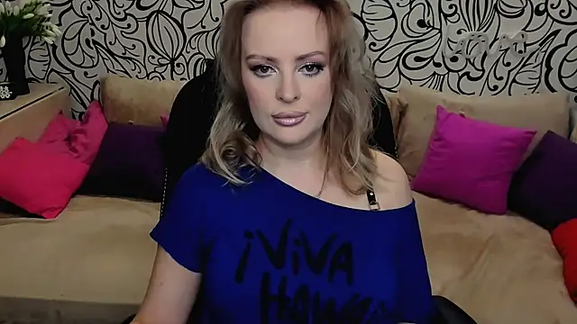 Hotdreamhere online show from May 2026 04:41:01 AM