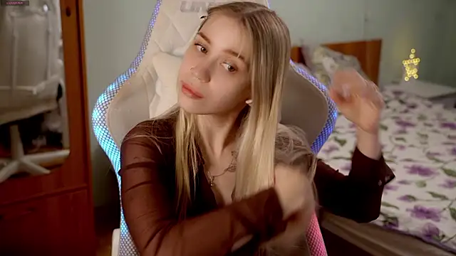 ho1yho1e online show from March 2026 07:28:01 PM