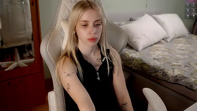 ho1yho1e online show from April 2026 06:58:01 PM