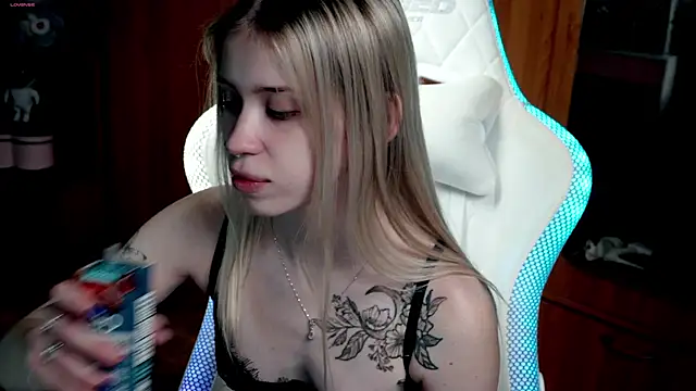 ho1yho1e online show from November 2025 06:35:02 PM