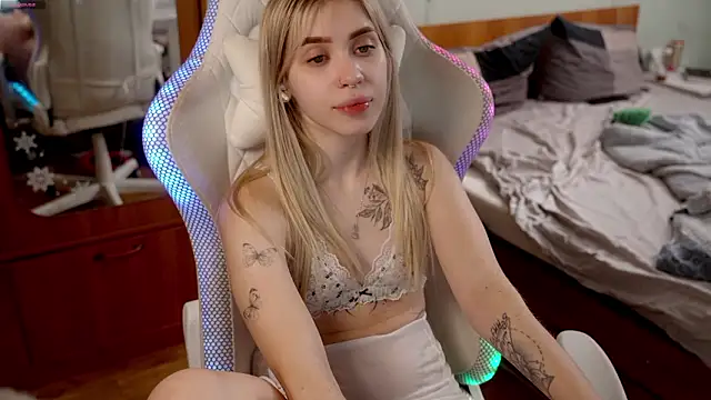 Snapshot of ho1yho1e chatting on February 2026 06:52:02 PM ho1yho1e online show from February 2026 06:52:02 PM