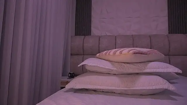 katy rioss online show from April 2026 11:59:02 AM