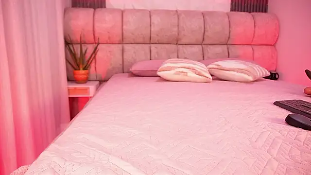 katy rioss online show from January 2026 12:09:02 PM