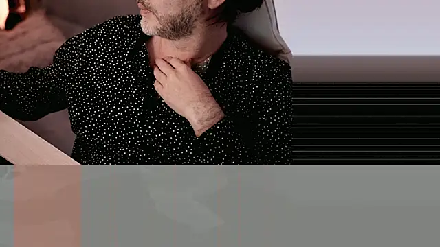 Snapshot of Sanders_White chatting on February 2025 02:35:02 AM Sanders White online show from February 2025 02:35:02 AM