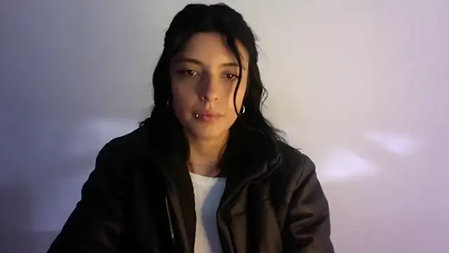 AneeSmith online show from December 2024 06:35:01 PM