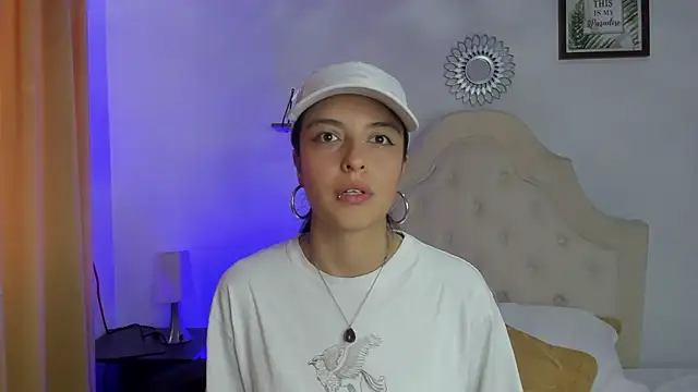 AneeSmith online show from December 2024 09:17:01 PM