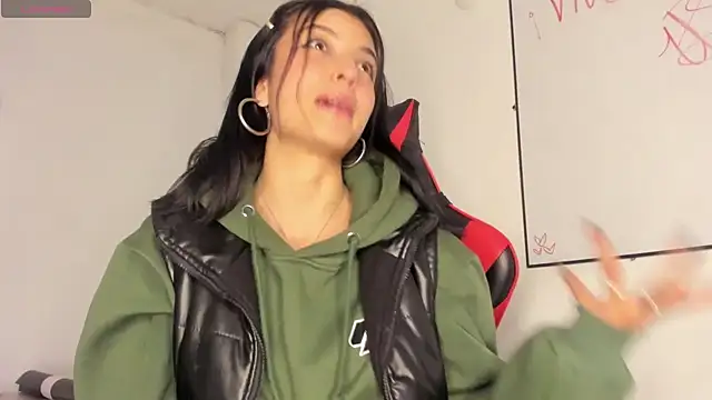 AneeSmith online show from March 2025 10:15:02 PM