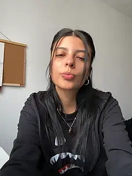 AneeSmith online show from December 2024 08:15:01 PM