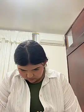 Lia sexx online show from March 2026 06:43:01 PM