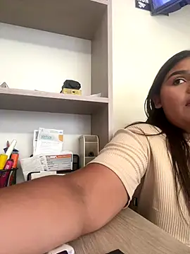 Snapshot of Lia_sexx chatting on November 2025 06:14:01 PM Lia sexx online show from November 2025 06:14:01 PM