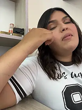 Lia sexx online show from March 2026 06:52:02 PM