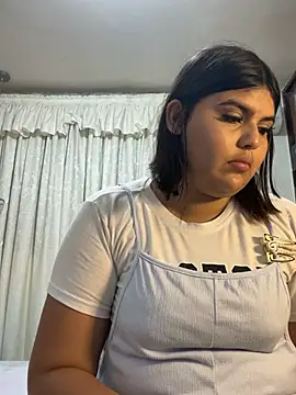 Snapshot of Lia_sexx chatting on April 2026 12:01:02 PM Lia sexx online show from April 2026 12:01:02 PM