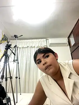 Snapshot of Lia_sexx chatting on October 2025 05:31:01 PM Lia sexx online show from October 2025 05:31:01 PM