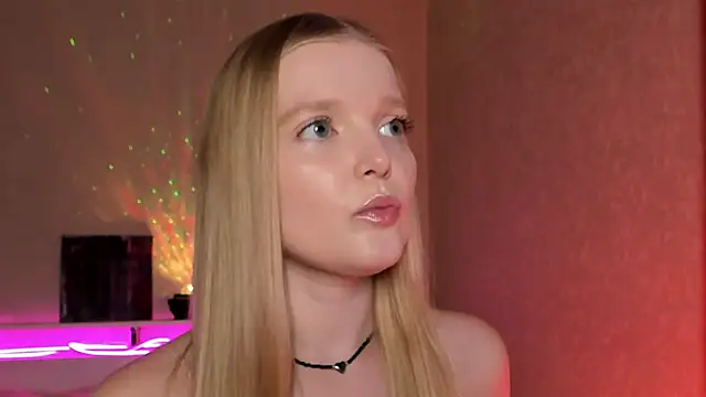 Ssweet annie online show from October 2025 04:06:01 PM