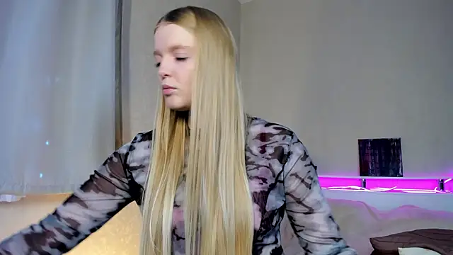 Ssweet annie online show from October 2025 04:06:02 PM