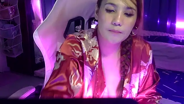 yourbabe Brielle online show from October 2025 02:05:02 PM