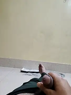 Snapshot of raaajjjjuu chatting on October 2025 12:58:02 PM raaajjjjuu online show from October 2025 12:58:02 PM