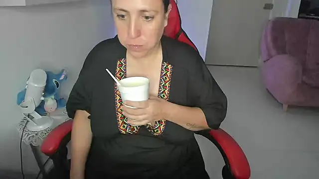 valery adams1 online show from February 2025 03:30:01 AM