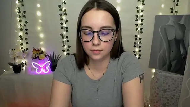 Snapshot of SweetPrincess_ chatting on February 2025 04:46:02 PM SweetPrincess online show from February 2025 04:46:02 PM
