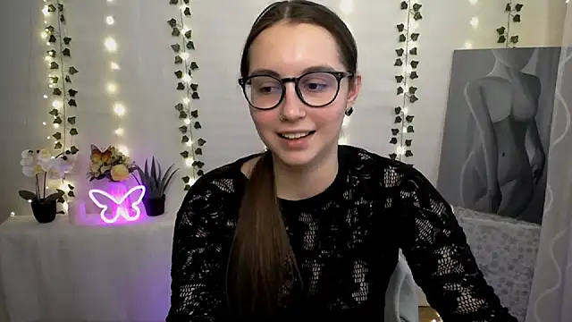 Snapshot of SweetPrincess_ chatting on February 2025 12:38:01 PM SweetPrincess online show from February 2025 12:38:01 PM