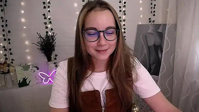Snapshot of SweetPrincess_ chatting on September 2025 07:43:01 AM SweetPrincess online show from September 2025 07:43:01 AM