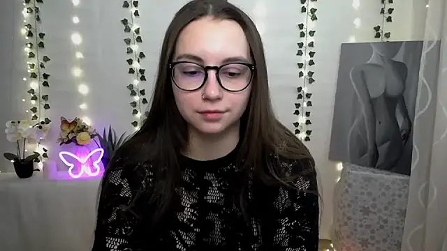 Snapshot of SweetPrincess_ chatting on February 2025 06:29:02 AM SweetPrincess online show from February 2025 06:29:02 AM