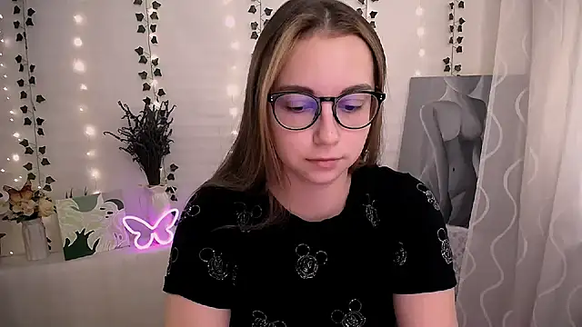 Snapshot of SweetPrincess_ chatting on September 2025 05:30:02 AM SweetPrincess online show from September 2025 05:30:02 AM