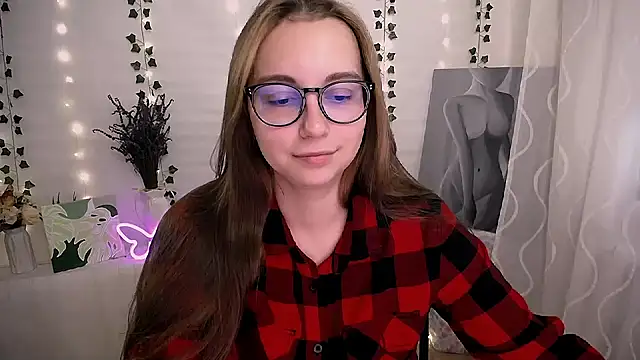 Snapshot of SweetPrincess_ chatting on September 2025 05:50:02 AM SweetPrincess online show from September 2025 05:50:02 AM