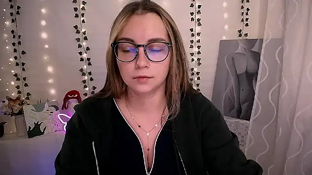 SweetPrincess  online show from October 2025 05:40:02 AM