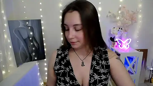 Snapshot of SweetPrincess_ chatting on June 2026 05:29:02 AM SweetPrincess online show from June 2026 05:29:02 AM