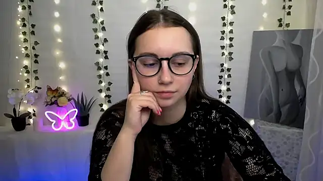 Snapshot of SweetPrincess_ chatting on March 2025 01:32:02 PM SweetPrincess online show from March 2025 01:32:02 PM