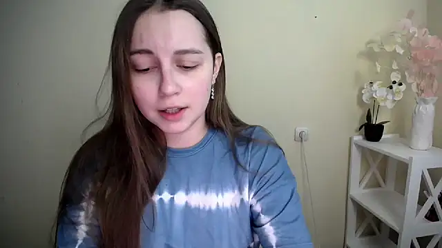 Snapshot of SweetPrincess_ chatting on February 2026 07:05:01 AM SweetPrincess online show from February 2026 07:05:01 AM