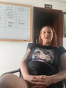 Snapshot of Britney_taylor_ chatting on May 2026 07:06:02 PM Britney taylor online show from May 2026 07:06:02 PM