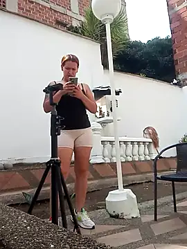 Britney taylor  online show from March 2026 07:10:02 PM