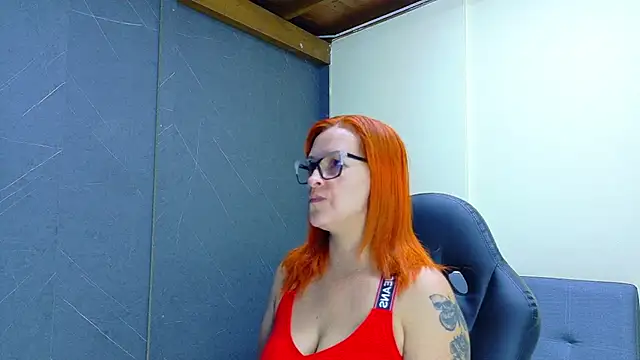 Britney taylor  online show from March 2026 08:20:01 PM