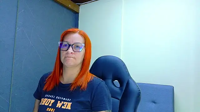 Britney taylor  online show from March 2026 08:10:01 PM