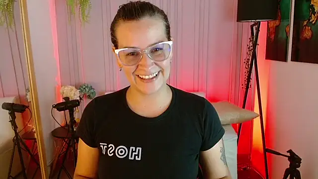 Snapshot of Britney_taylor_ chatting on January 2025 07:08:01 PM Britney taylor online show from January 2025 07:08:01 PM