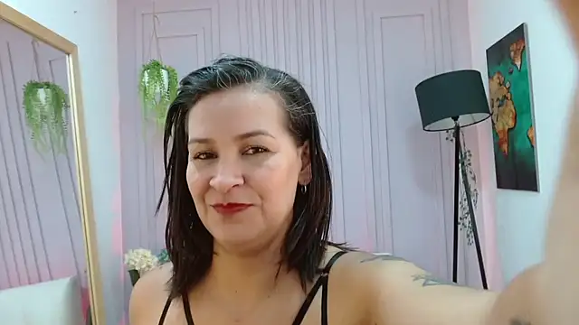 Snapshot of Britney_taylor_ chatting on January 2025 08:47:01 PM Britney taylor online show from January 2025 08:47:01 PM
