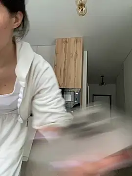 little belucci online show from January 2026 01:36:01 PM