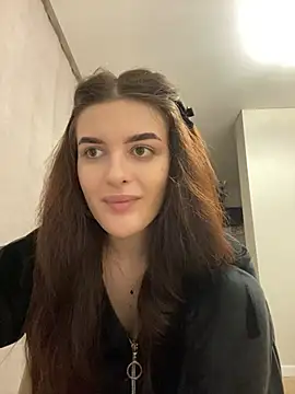 Snapshot of little_belucci chatting on March 2025 05:28:01 PM little belucci online show from March 2025 05:28:01 PM