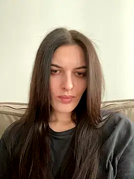 Snapshot of little_belucci chatting on November 2025 01:37:02 PM little belucci online show from November 2025 01:37:02 PM