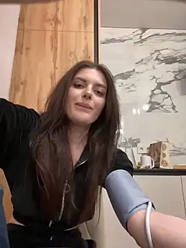 Snapshot of little_belucci chatting on March 2025 08:10:02 PM little belucci online show from March 2025 08:10:02 PM