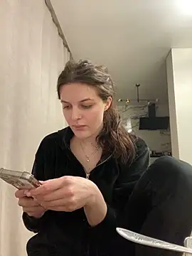 Snapshot of little_belucci chatting on March 2025 06:08:02 PM little belucci online show from March 2025 06:08:02 PM