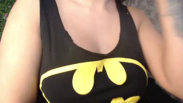 valquiria sirgun online show from December 2025 03:28:04 PM