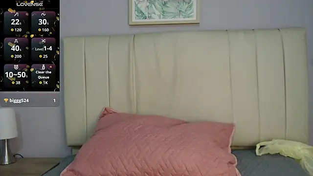 Snapshot of amy_le01 chatting on July 2026 01:41:01 PM amy le01 online show from July 2026 01:41:01 PM