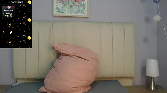 Snapshot of amy_le01 chatting on May 2026 02:48:02 PM amy le01 online show from May 2026 02:48:02 PM