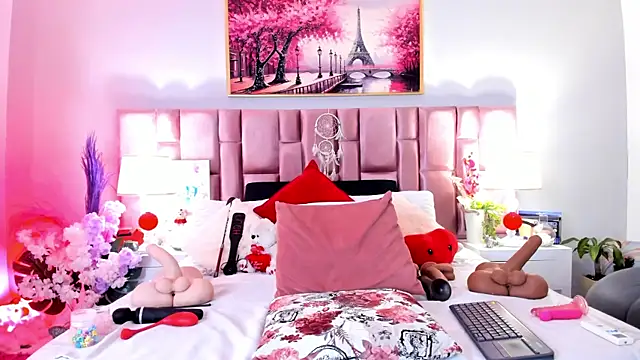 Anaa Bellaa online show from December 2025 12:26:01 PM