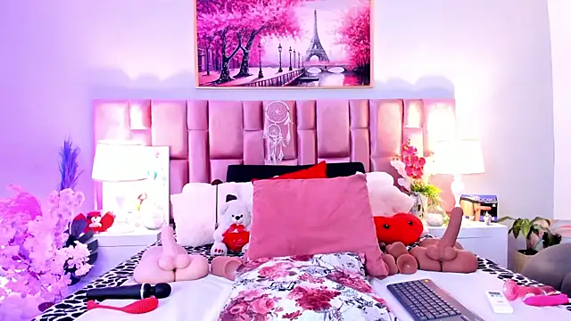 Anaa Bellaa online show from November 2025 01:04:01 PM